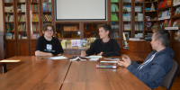 В Чистопольской библиотеке состоялось первое заседание молодежного литературного движения - Чистополь-информ
