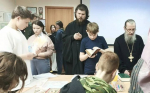Священники из Чистополя передали книги в дар воспитанникам детского дома