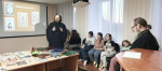 Священники из Чистополя передали книги в дар воспитанникам детского дома